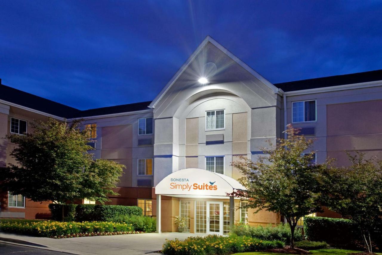 Sonesta Simply Suites Chicago Waukegan Exterior photo